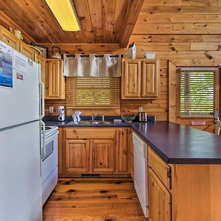 Pigeon Forge Family Cabin With Resort Pool And Hot Tub Экстерьер фото